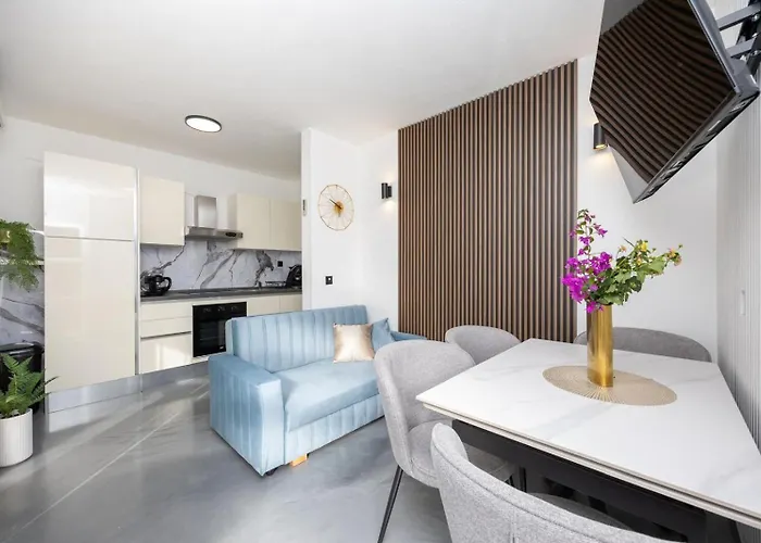 Rajcic Apartment Trogir